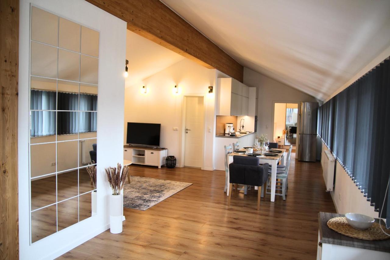 Chiemsee Apartments Altenmarkt an der Alz Szoba fotó